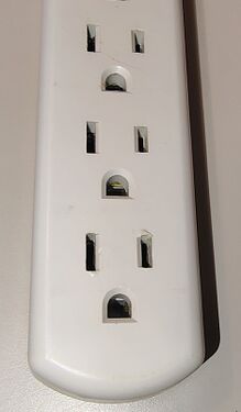 Outlet-end detail.
