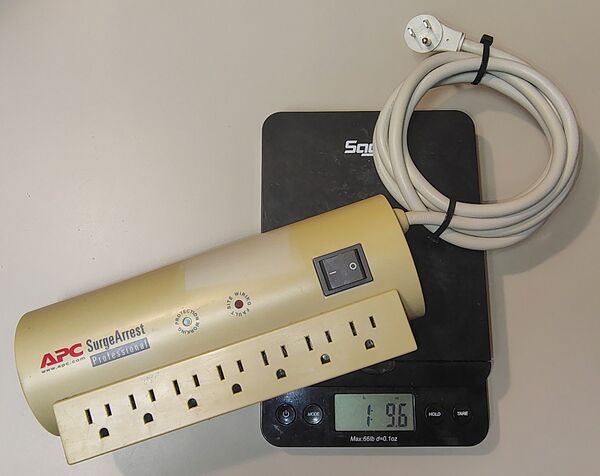 APC SurgeArrest Professional PRO7 on a digital scale.