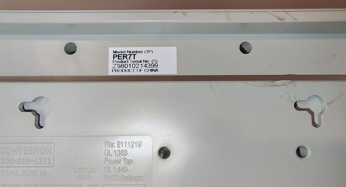 Model and serial-number label identifying the documented PER7T specimen.