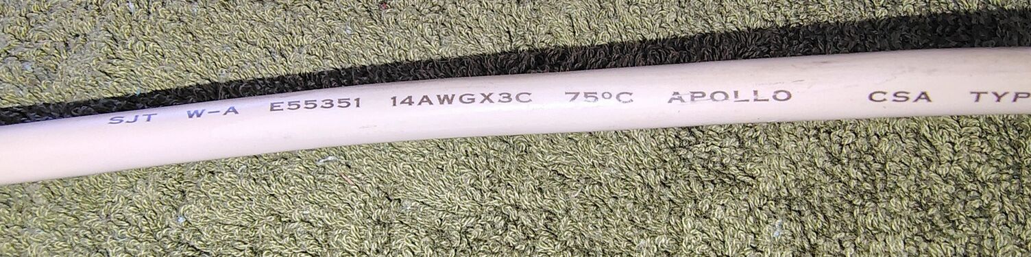 Apollo-manufactured SJT 14/3 power-cord assembly.