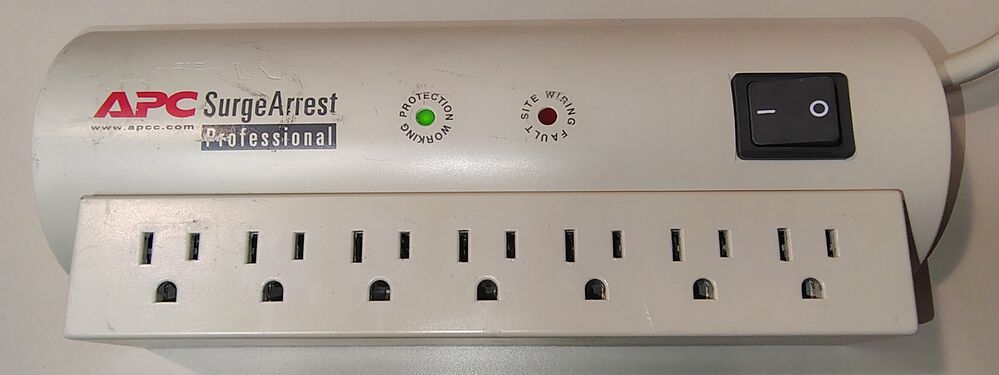 PRO7 connected to power with the Protection Working indicator illuminated.