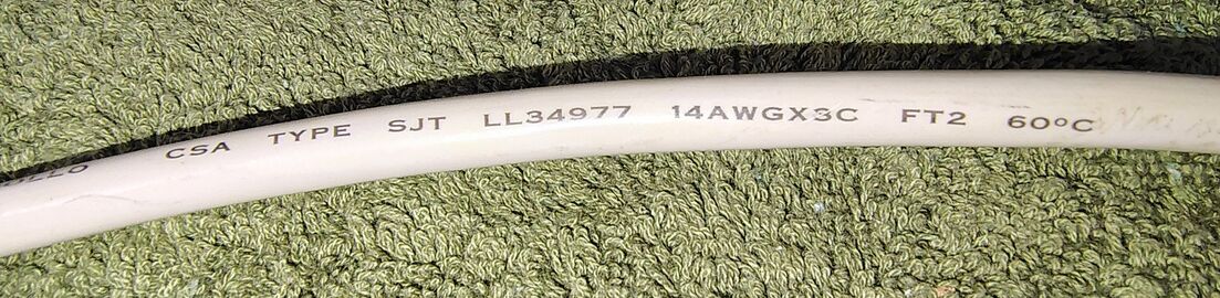 UL file number E55351, CSA file number LL34977, and conductor specifications from COXOC CO-001S.