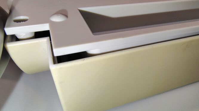 Color difference between enclosure components during reassembly.