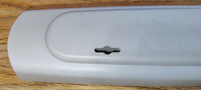 Telephone-protection end and wall-mounting slot.
