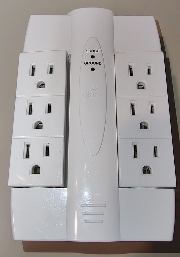 Overall view of the Globe Electric 12-003-7MS surge protector.