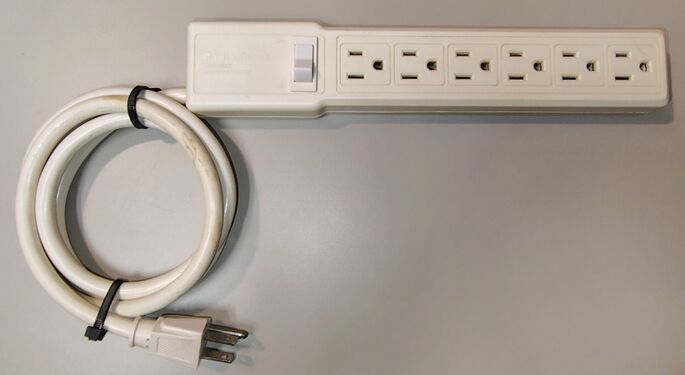 Overall view of the documented Radio Shack 61-2140 surge protector.