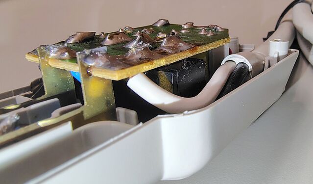 Alternate side view of the surge-suppression circuit board.