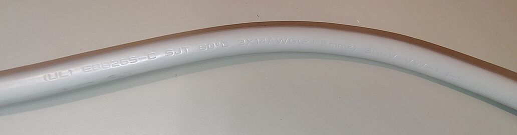 I-SHENG SJT 14/3 cord assembly from APC PRO7 (2015).